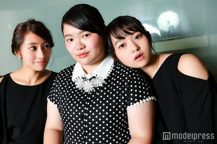 ちょっと嫉妬?の桜井玲香(C)モデルプレス