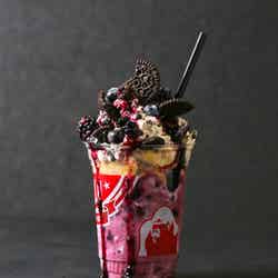 渋谷店限定「エンパイヤベリーサンデー」1,080円(税別)/画像提供:ベイクルーズ