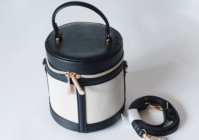 しまむら　バッグ　バニティ