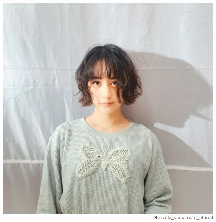 山本美月、リメイク服披露「才能がすごい」と注目集まる