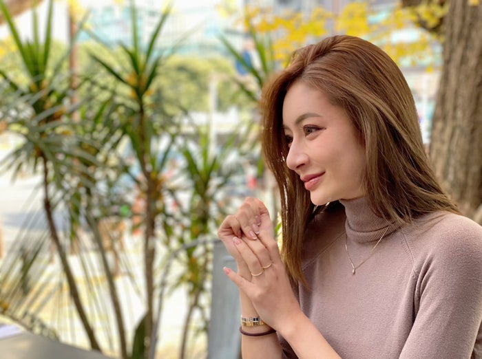 インスタグラマー宮崎麗香“美しすぎるシングルマザー”と呼ばれる秘密とは モデルプレス