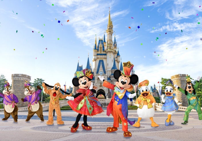 東京ディズニーリゾート 40周年記念コスチュームが公開に 開始時期もあわせてチェック モデルプレス