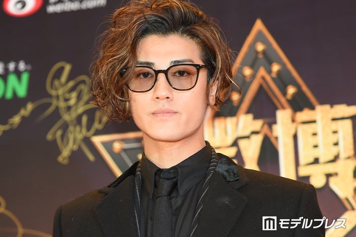 元KAT-TUN上田竜也、赤西仁のライブ鑑賞＆誕生日を祝福 2ショット公開で「BUTTERFLYコンビエモい」「素敵な関係」と反響続々