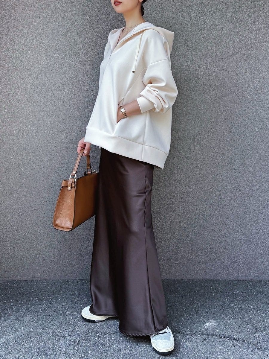 スウェット×スカートコーデ1