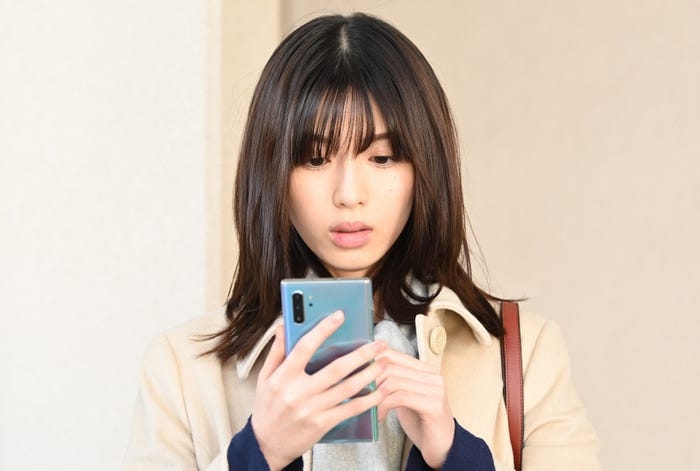 白石聖/「シロでもクロでもない世界で、パンダは笑う。」第4話より(C)日本テレビ