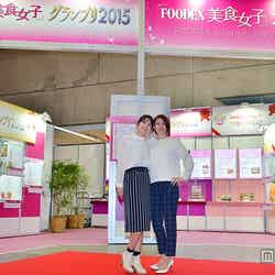 第3回「FOODEX美食女子」受賞商品ブース／（左から）佐々木依里、芽衣子