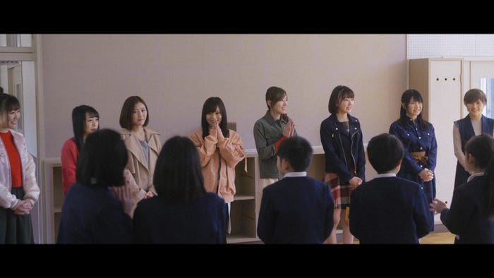 AKB48「願いごとの持ち腐れ」MVより(C)AKS