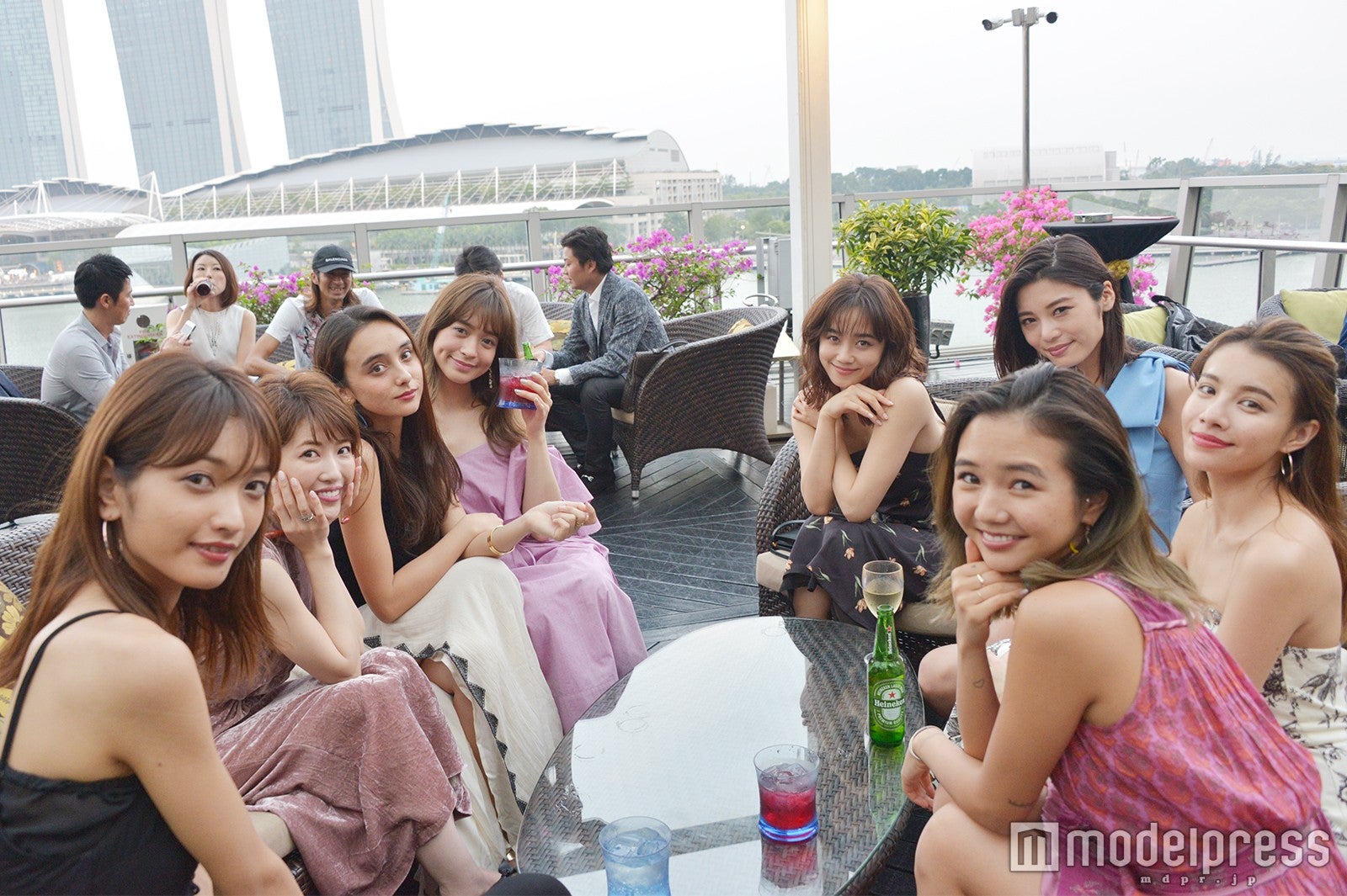 くみっきー・石田ニコル・野崎萌香らが“肌見せ”リゾートスタイルでラグジュアリーパーティー＜Natural Beauty Camp 2017 in Singapore＞