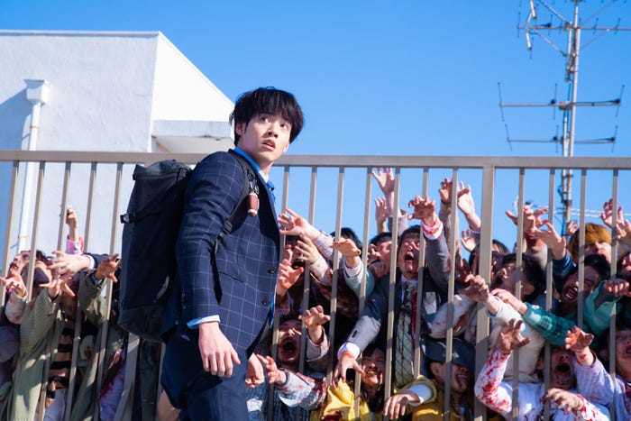 赤楚衛二(C)麻生羽呂・高田康太郎・小学館/ROBOT