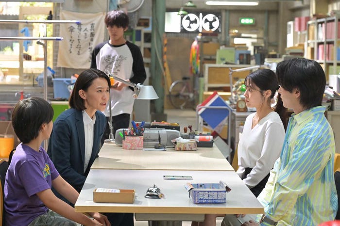 赤楚衛二、木村佳乃、小林優仁、有村架純、中村倫也「石子と羽男―そんなコトで訴えます?―」第2話より(C)TBS