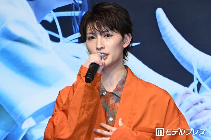 GENIC増子敦貴、ロンドンから突如写真集の情報解禁「サラッと重大なことを」「斬新な発表方法」とファン歓喜