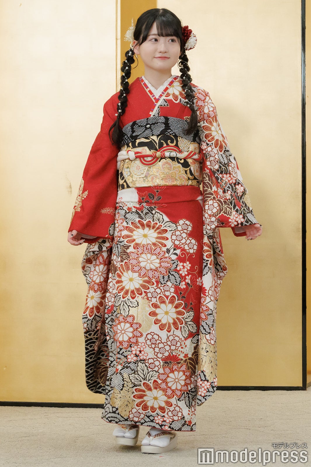 布袋百椛（C）モデルプレス