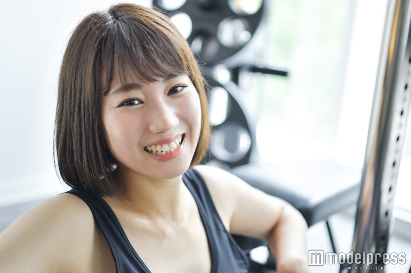 高野祐衣/トレーニングの合間に弾ける笑顔 (C)モデルプレス