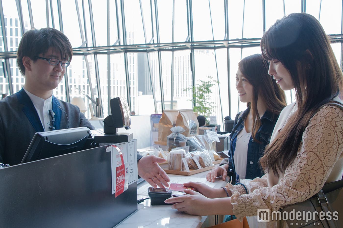 お会計が時短&スマートに(C)モデルプレス