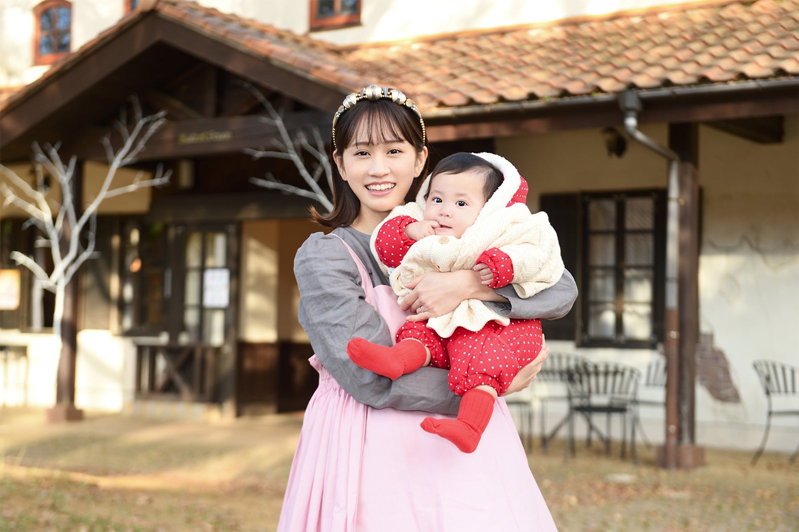 前田敦子 親子ショット 初公開 主演ドラマ 伝説のお母さん 追加出演者発表 モデルプレス 前田敦子 親子ショット 初公開 主演ドラマ 伝説のお母さん 追加出演者発表 モデルプレス