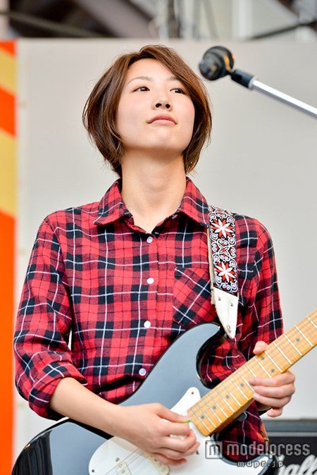 瀧本美織率いるlagoon 現役女子高生ギタリストが加入 モデルプレス 瀧本美織率いるlagoon 現役女子高生ギタリストが加入 モデルプレス
