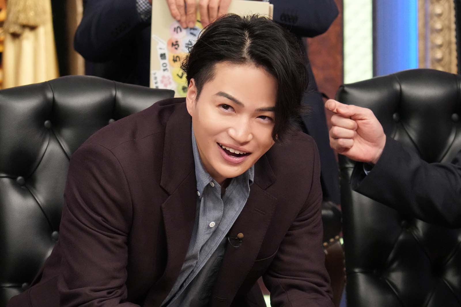 timelesz菊池風磨、“一途に思い寄せていた”同級生と18年ぶり再会 母からの手紙も