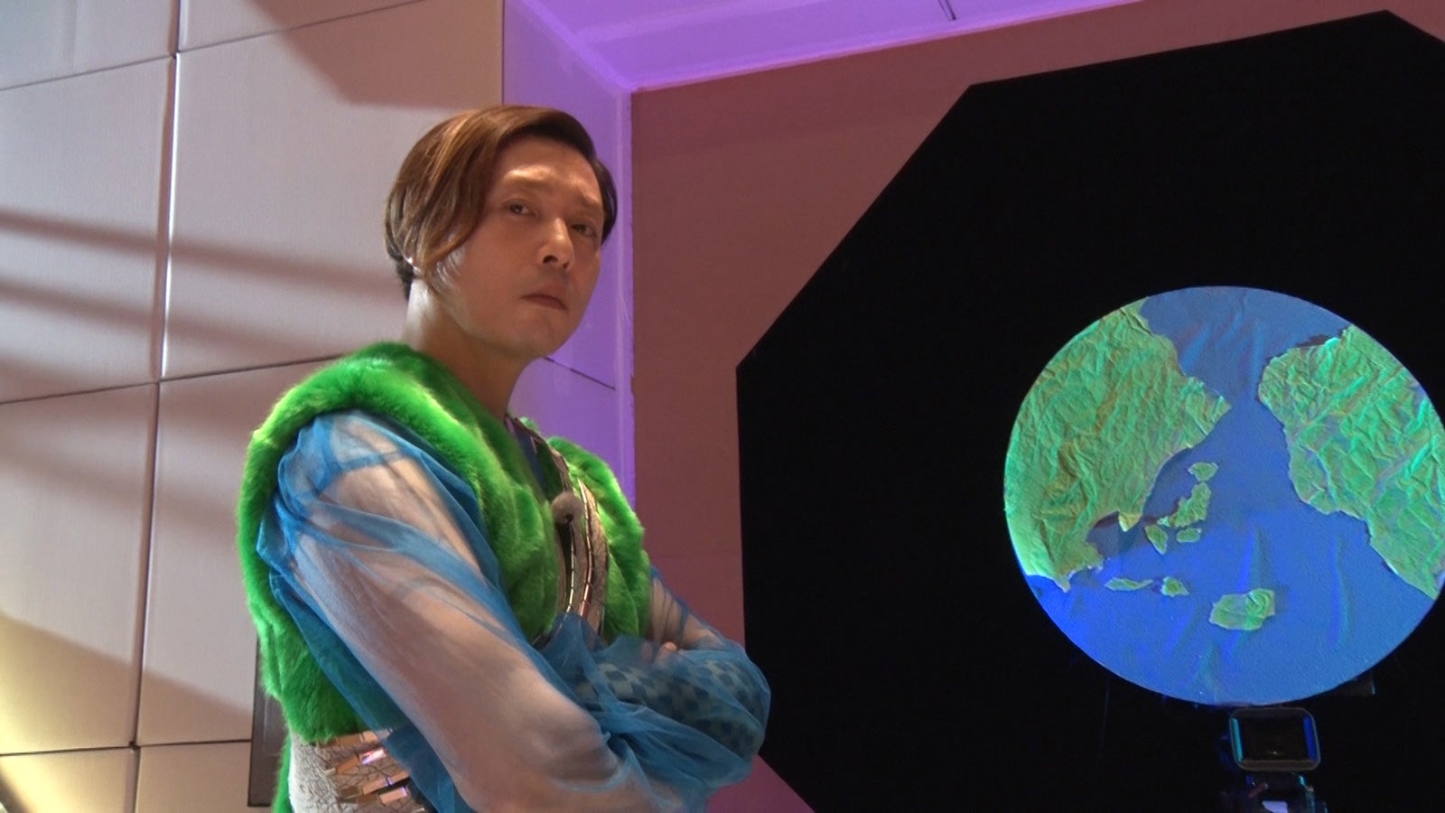 KinKi Kids堂本剛、宇宙人“スペースツヨシ”姿で久々テレ東出演