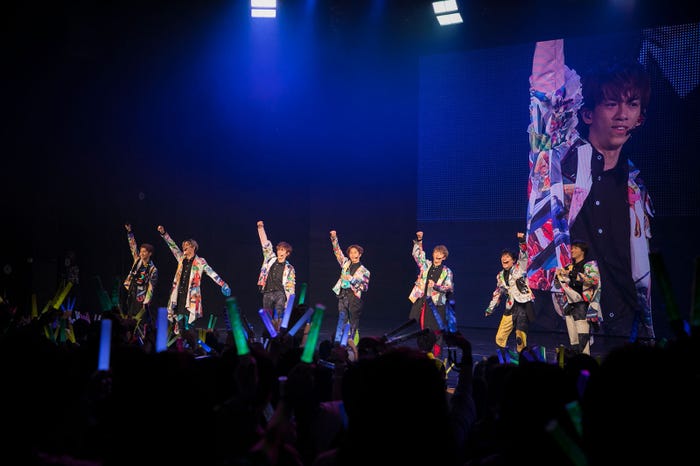 超特急「Bullet Train 5th Anniversary Tour 2017 『Trans NIPPON Express』」より(画像提供:スターダスト音楽出版)