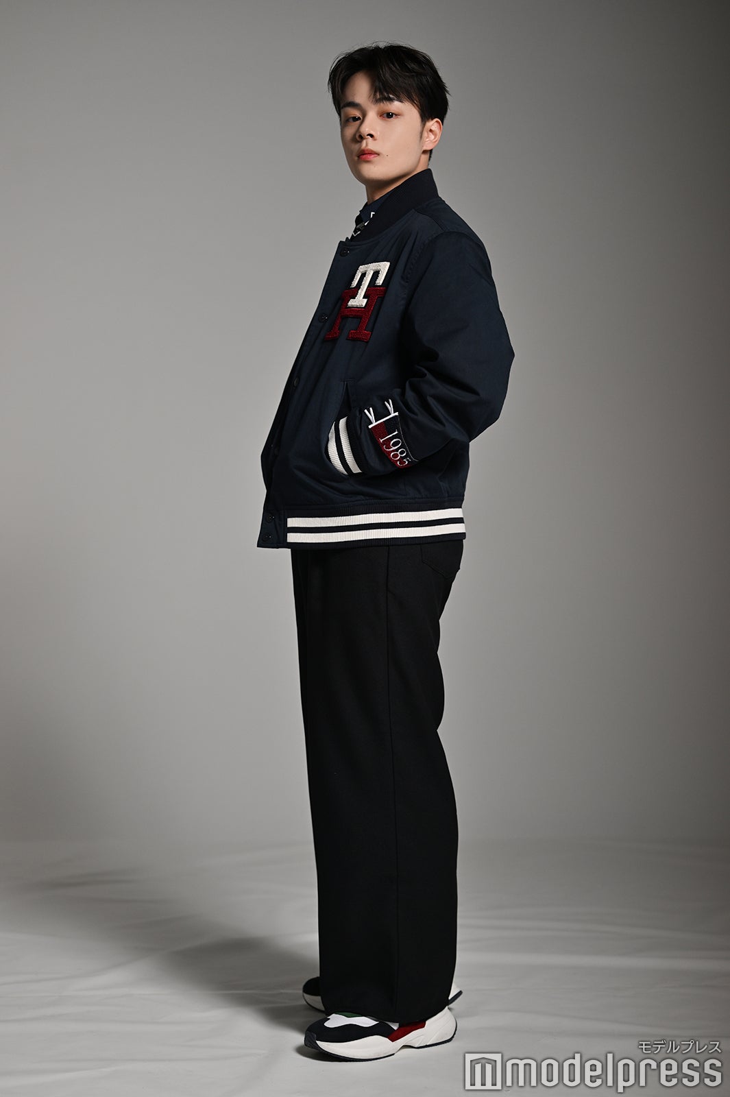 鶴房汐恩（C）モデルプレス