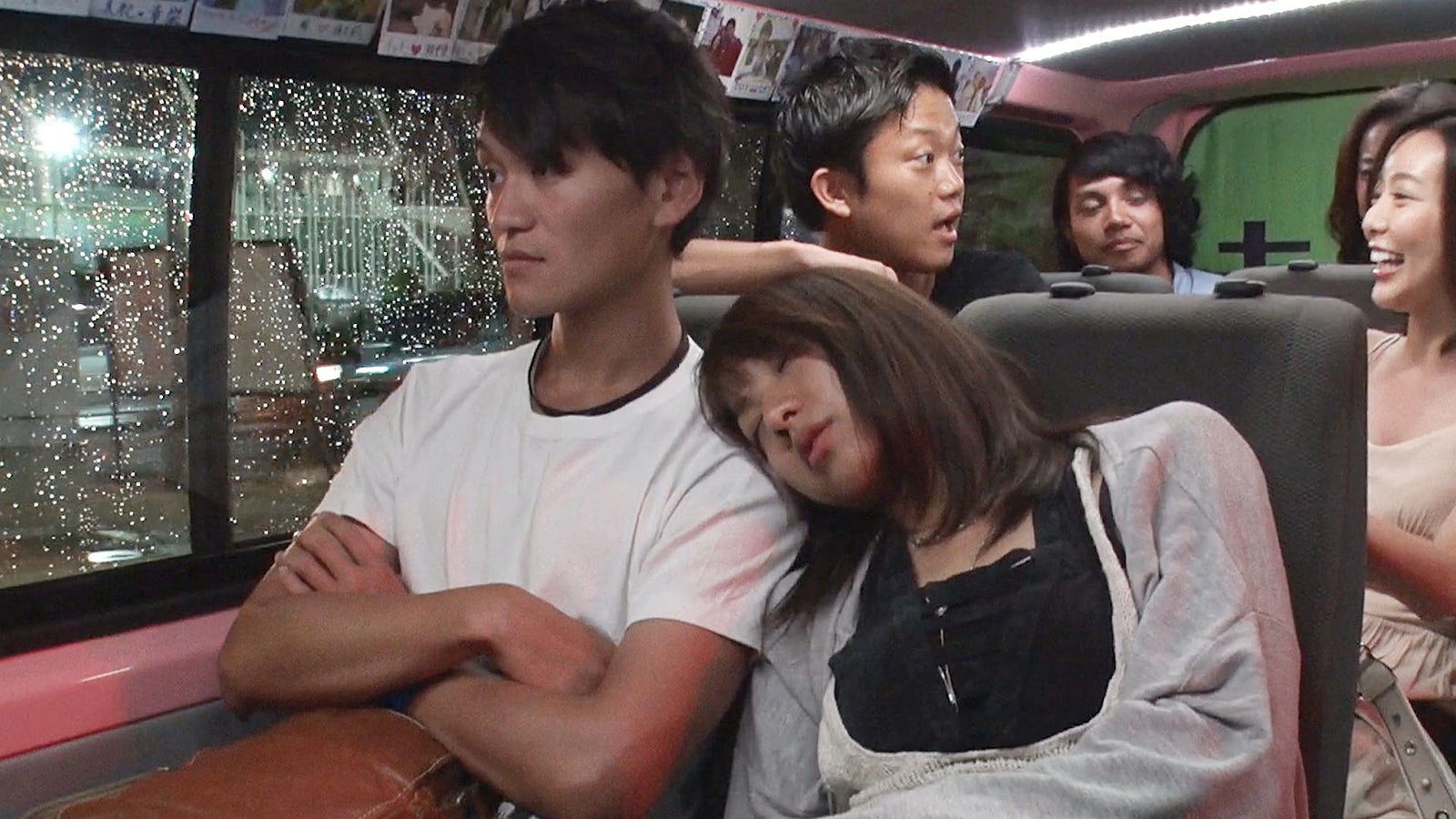 シャイボーイ、かすが／「あいのり：Asian Journey」第16話より（C）フジテレビ