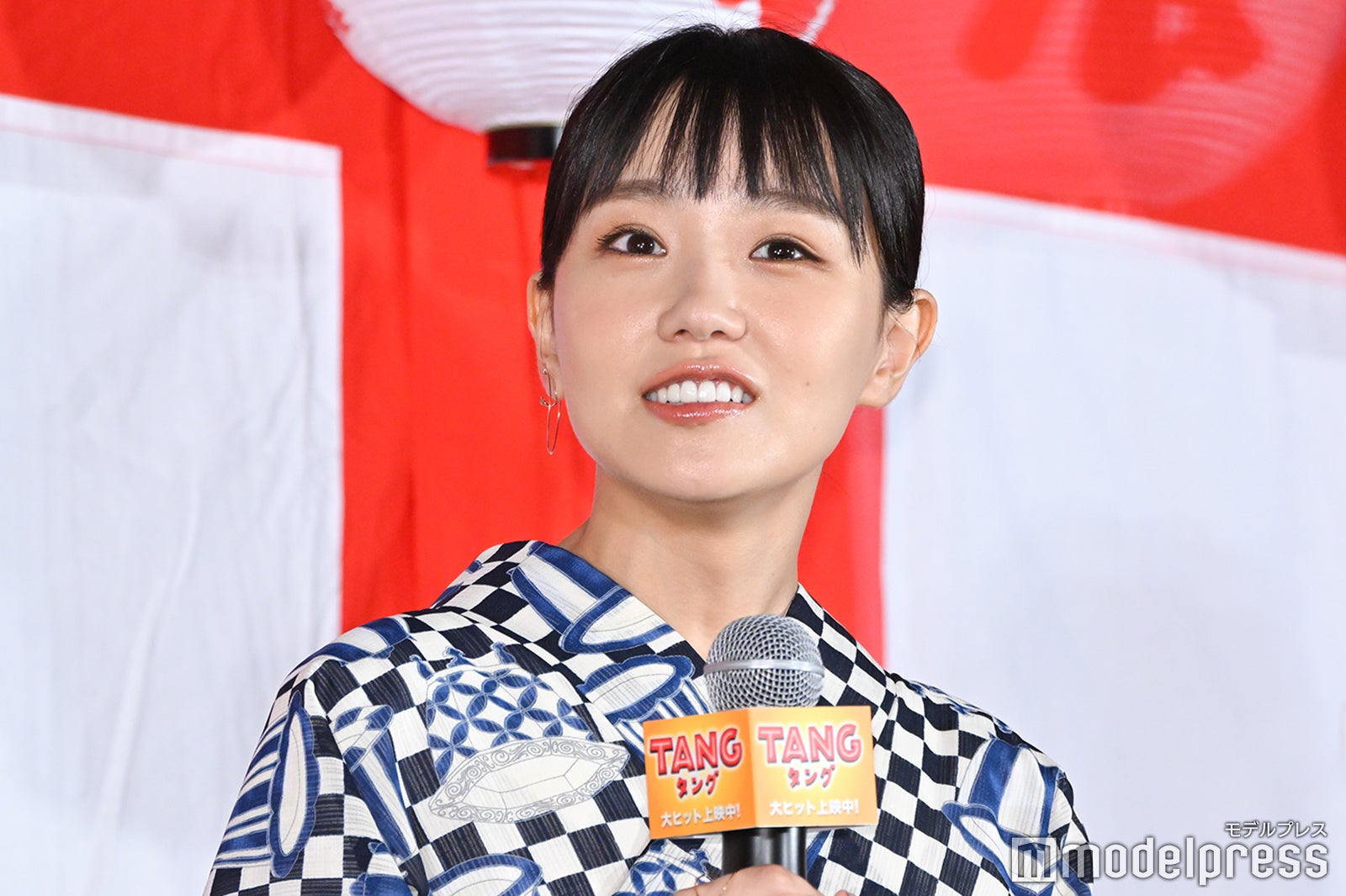 奈緒（C）モデルプレス