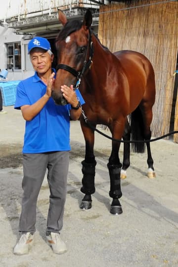 アーモンドアイの初子アロンズロッドは宮田厩舎に転厩 2番子プロメサアルムンドは田中博厩舎へ 国枝師が定年のため