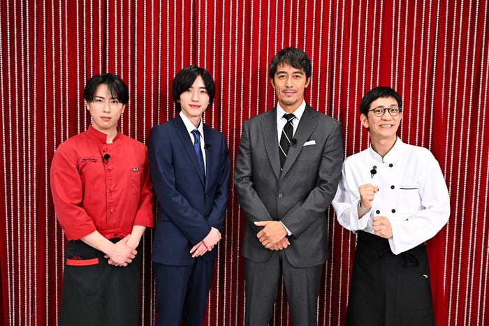 宮舘涼太、道枝駿佑、阿部寛、柴田英嗣(C)TBS