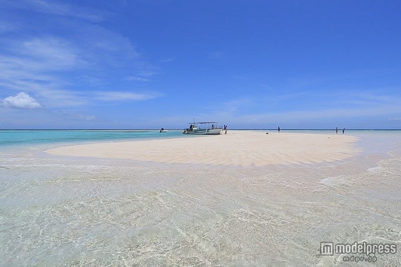 鹿児島・ヨロン島／砂紋と呼ばれる砂のうねりは世界的にも珍しい