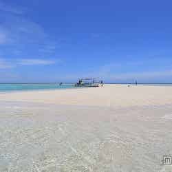 鹿児島・ヨロン島/砂紋と呼ばれる砂のうねりは世界的にも珍しい