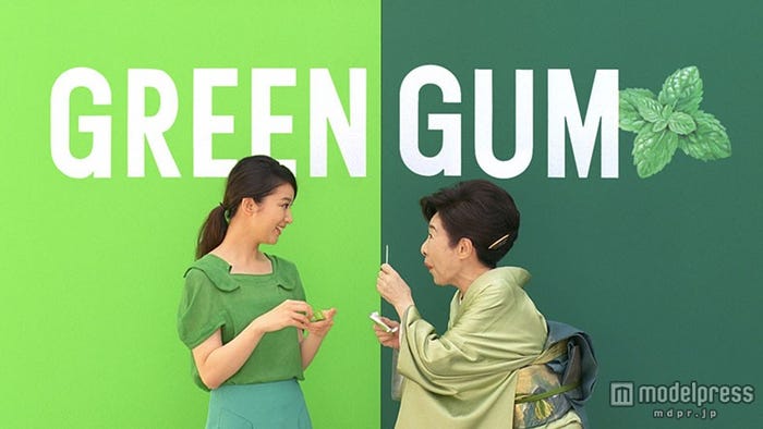 (左から)武井咲、中村玉緒/新CM「玉緒フレッシュ」篇より