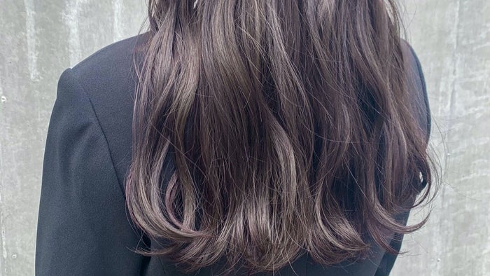 人気のベージュ系特集 トレンドのヘアカラーになろう 暗め モデルプレス