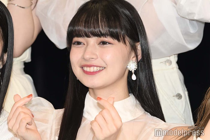 上國料萌衣(C)モデルプレス