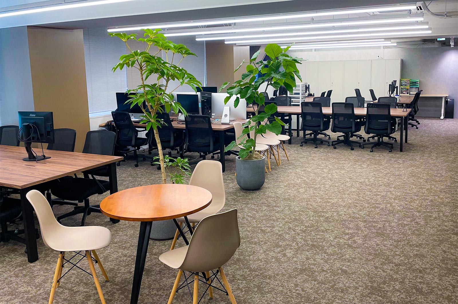 VAZ新オフィスの様子（提供写真）