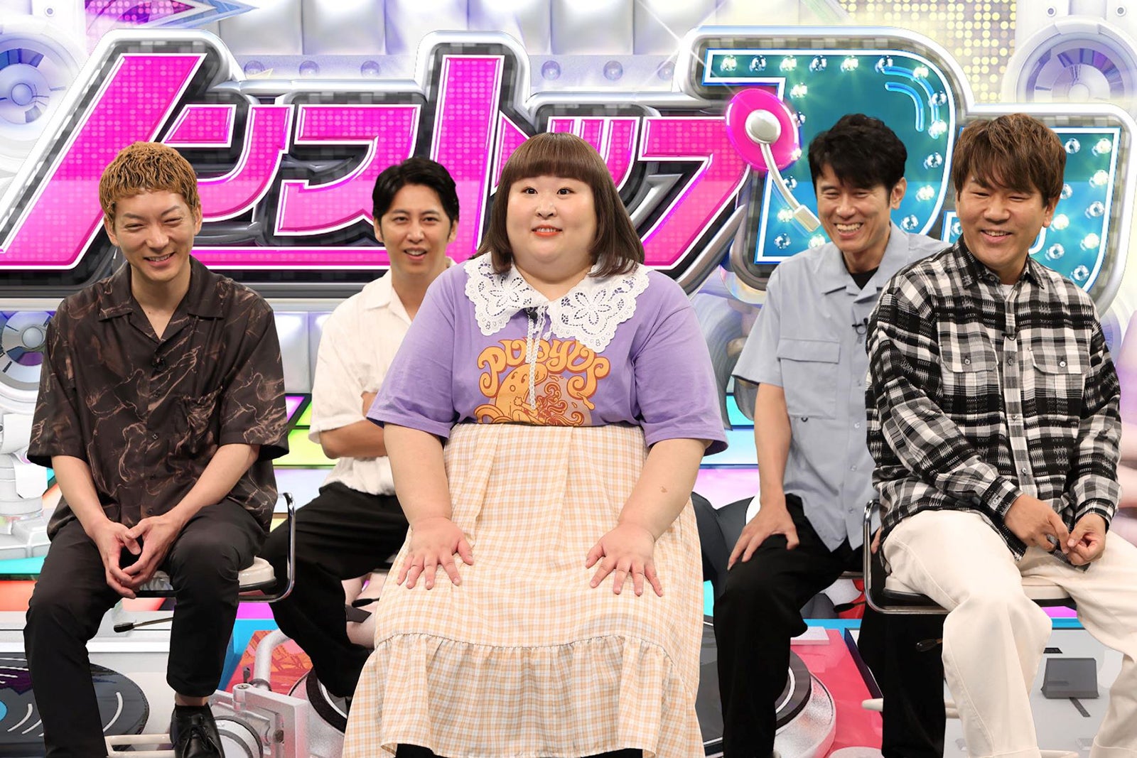 （左から）嶋佐和也、屋敷裕政、かなで、原田泰造、藤本敏史（C）フジテレビ