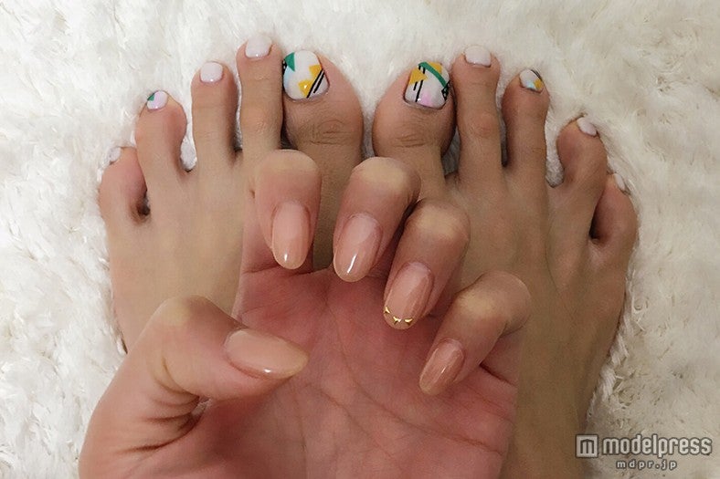 ベージュネイル