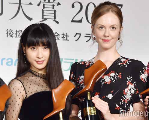 土屋太鳳&シャーロット・ケイト・フォックス、朝ドラヒロインが再会 “約束”交わす