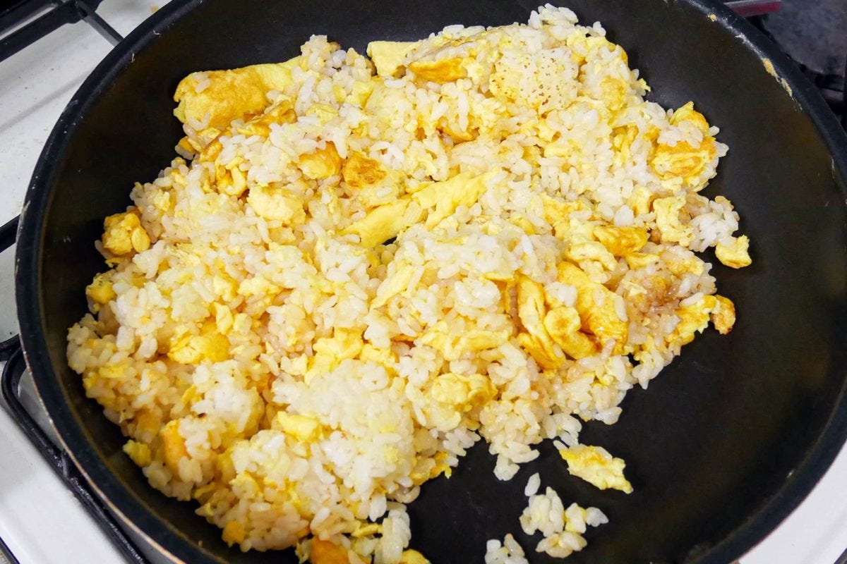 卵チャーハン