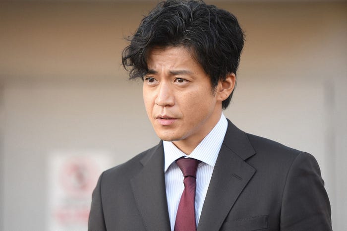 小栗旬/「日本沈没ー希望のひとー」第1話より(C)TBS