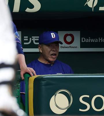 中日まさか 7-0から追いつかれる 井上監督呆然、マウンドの清水も呆然