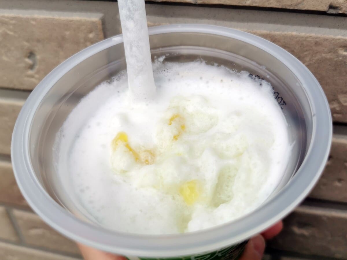 徐々にミルクとなじんで、まろやかな味わいに