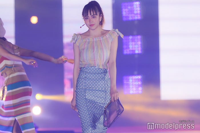 松井愛莉(C)モデルプレス