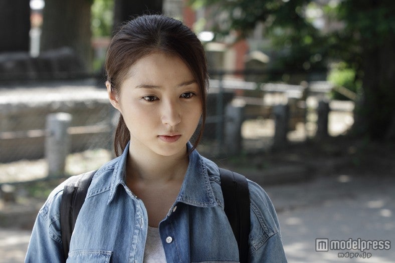 高田里穂（C）2013 エイベックス・エンタテインメント／MBS