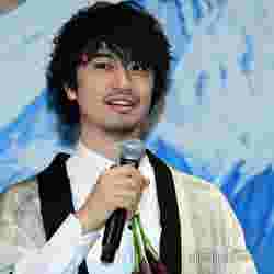 関ジャニ 錦戸亮 斎藤工の 贅沢すぎるbl にファン歓喜 盛大にニヤニヤ 天国かな モデルプレス 関ジャニ 錦戸亮 斎藤工の 贅沢すぎるbl にファン歓喜 盛大にニヤニヤ 天国かな モデルプレス