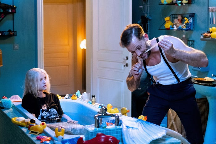 「マーメイド・イ ン・パリ」(C)2020 - Overdrive Productions - Entre Chien et Loup - Sisters and BrotherMitevski Production - EuropaCorp - Proximus