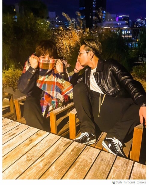 三代目jsb登坂広臣 岩田剛典のバースデー祝福2ショットが話題 カップルみたい 可愛いすぎる モデルプレス 三代目jsb登坂広臣 岩田剛典のバースデー祝福2ショットが話題 カップルみたい 可愛いすぎる モデルプレス