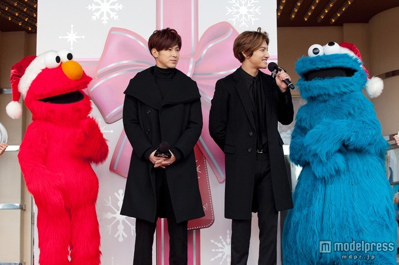 東方神起（左から：ユンホ、チャンミン）