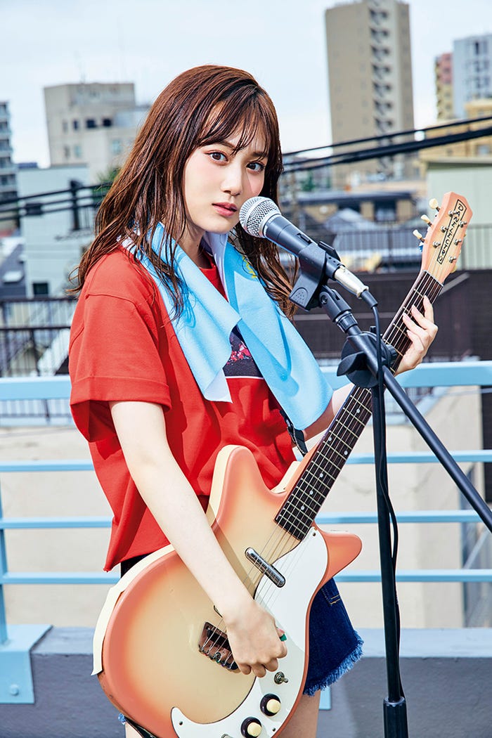 山下美月(C)藤城貴則、光文社