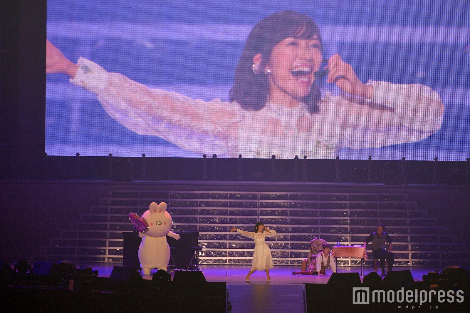 「渡辺麻友卒業コンサート～みんなの夢が叶いますように～」（C）モデルプレス