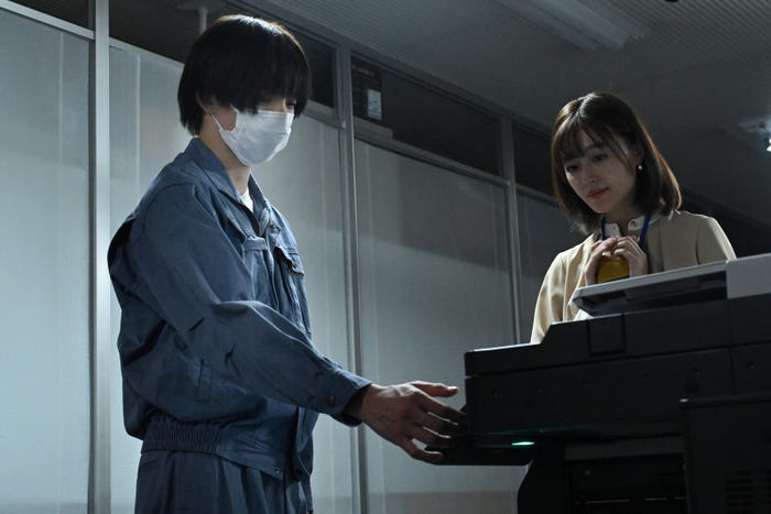 佐藤大樹、久住小春「瓜を破る~一線を越えた、その先には」第1話より(C)TBS